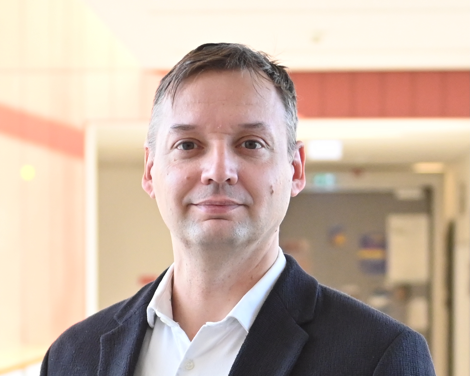 Dr. Krasznay Csaba