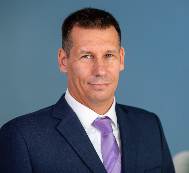 Ákos Kriston